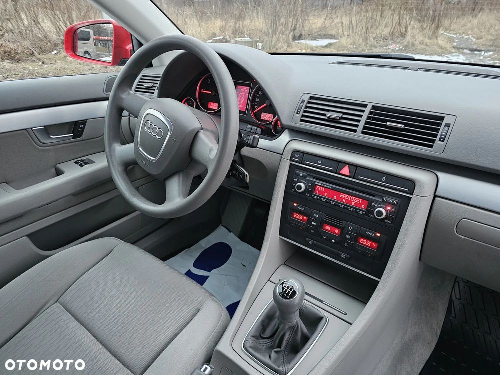 Audi A4 Avant 2.0 TDI - 31