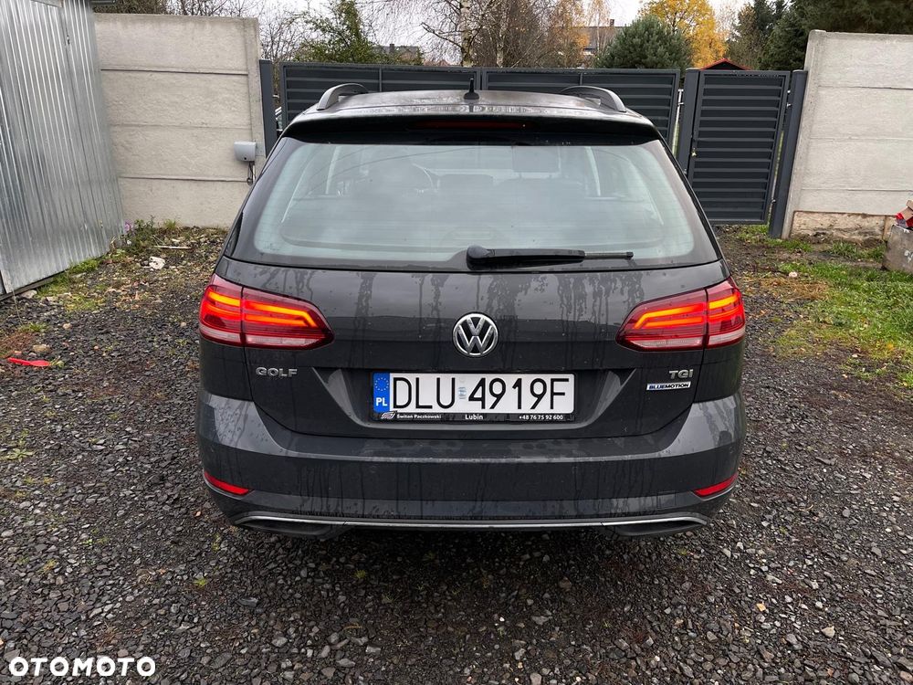 Volkswagen Golf 1.4 TGI BlueMotion Comfortline - 4