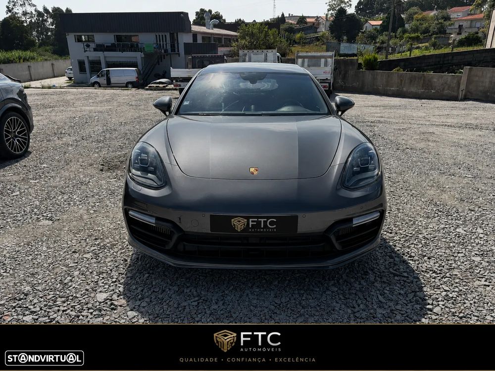 Porsche Panamera 4 E-Hybrid Platinum Edition - 3