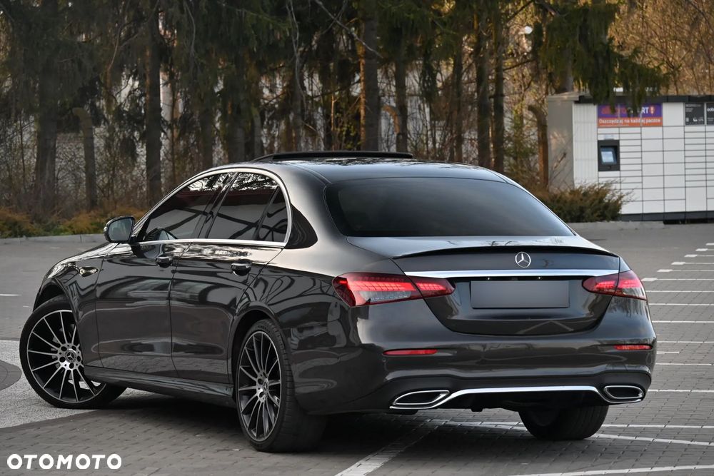 Mercedes-Benz Klasa E 220 d 9G-TRONIC AMG Line - 26