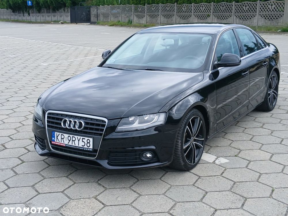 Audi A4 Limousine - 36