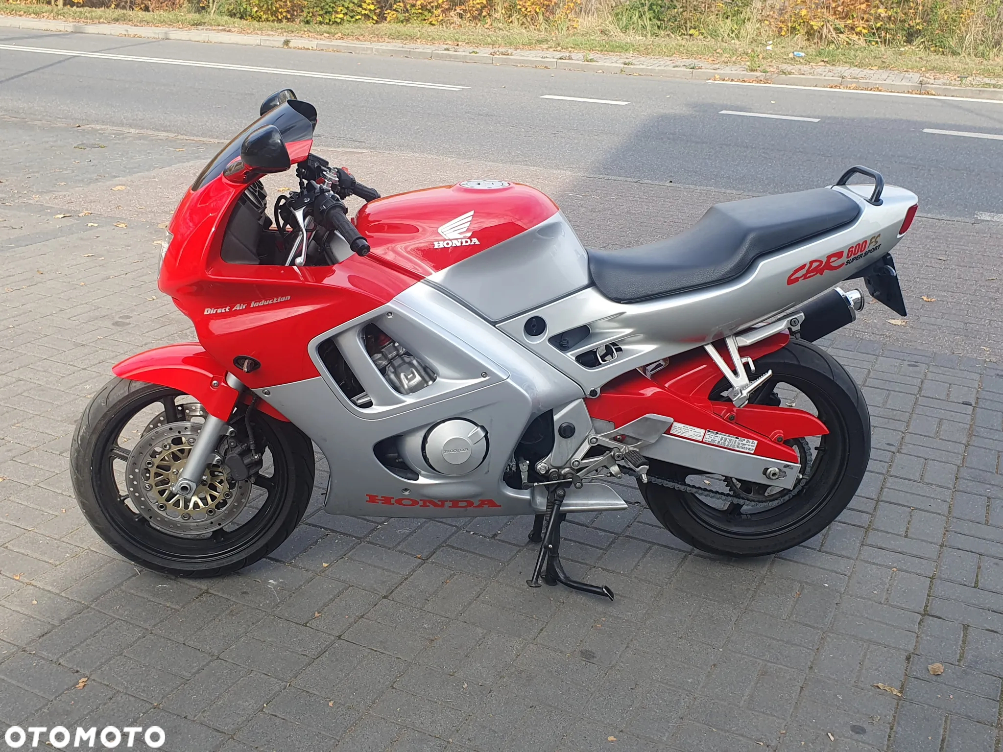 Honda CBR - 6