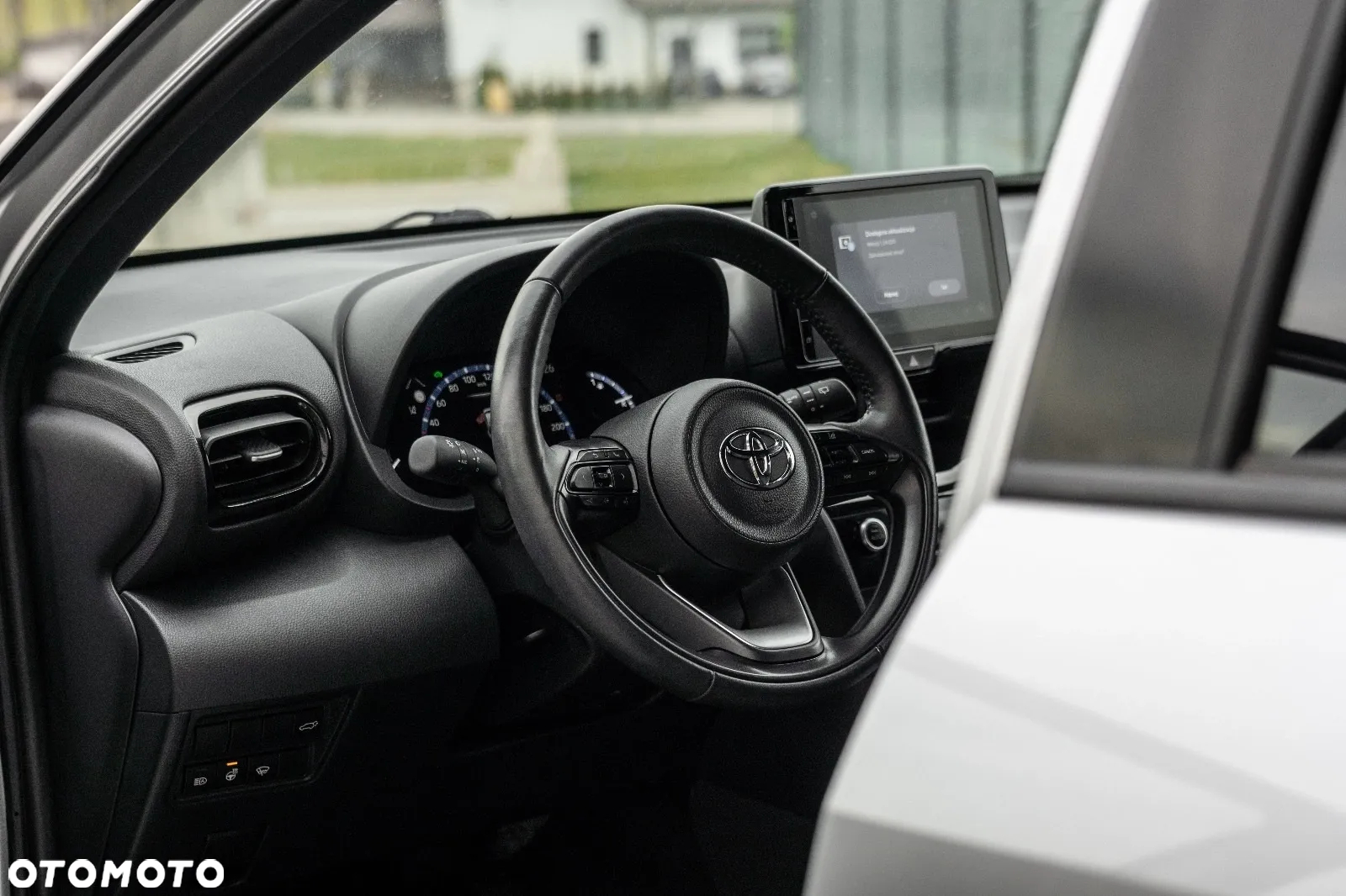 Toyota Yaris Cross Hybrid 1.5 Dynamic - 10
