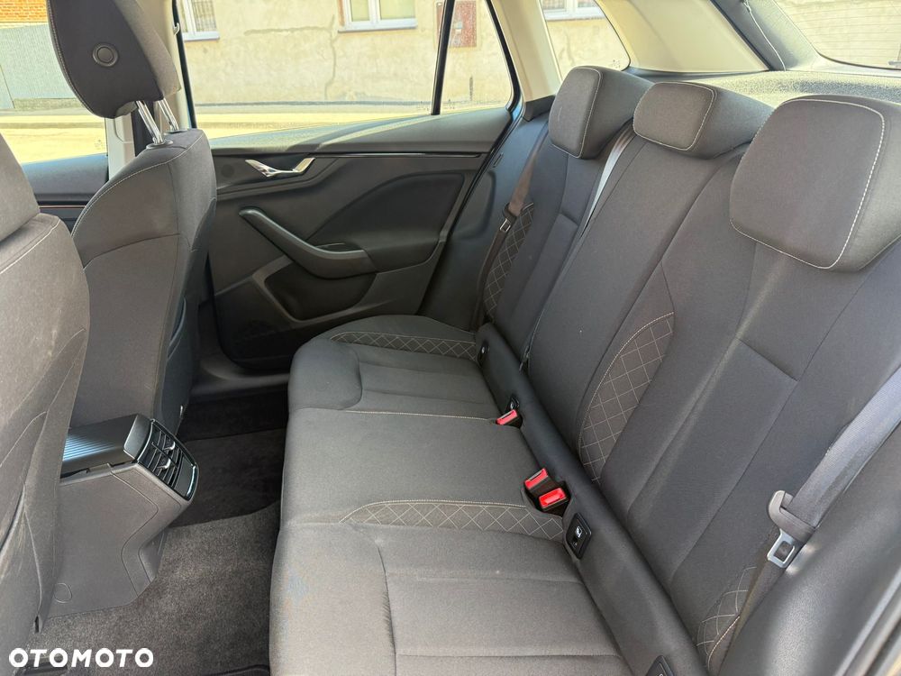 Skoda Kamiq 1.0 TSI Style - 10