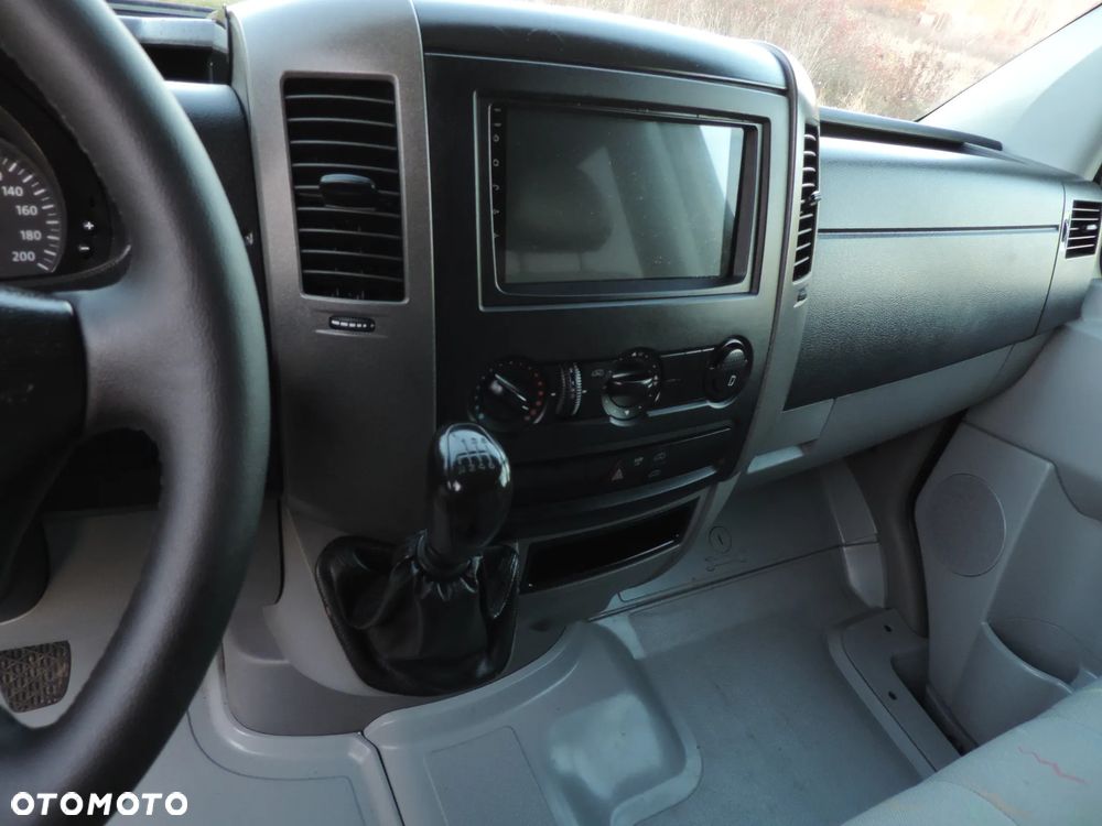 Volkswagen Crafter - 12