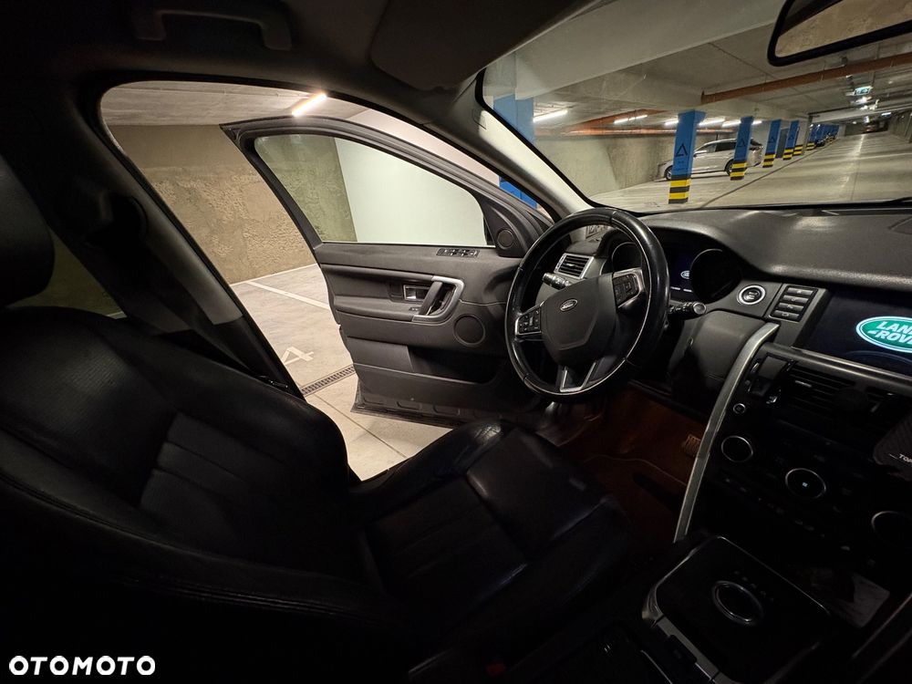 Land Rover Discovery Sport TD4 HSE - 30