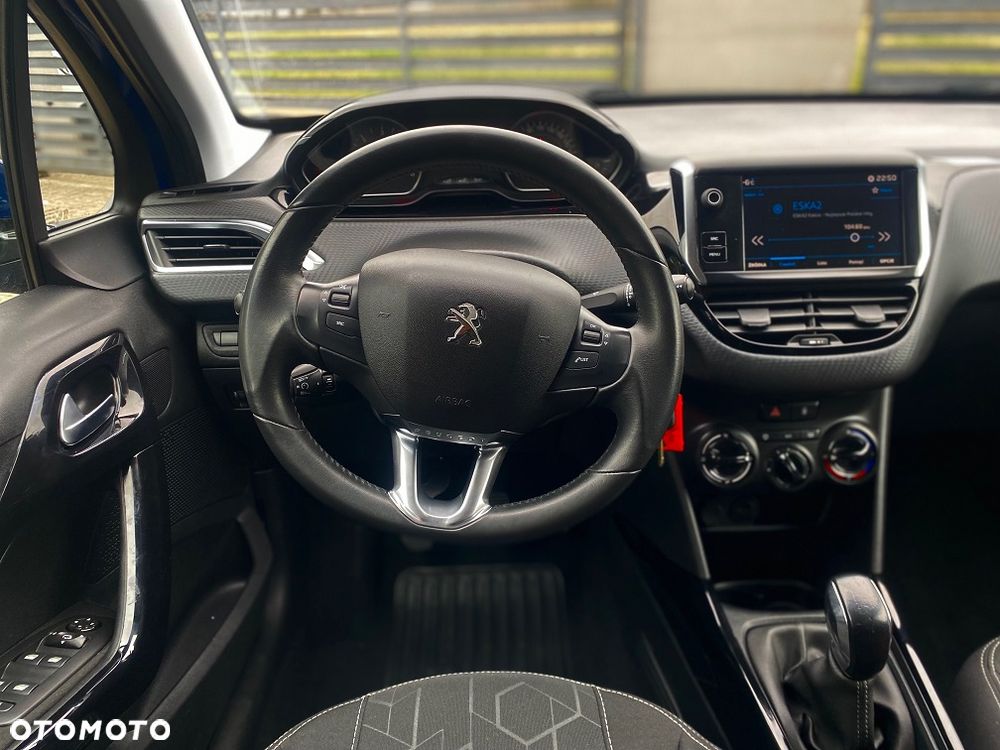 Peugeot 2008 1.5 BlueHDi Style - 9