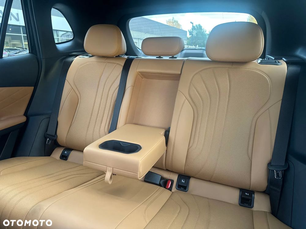 Geely Starray - 17