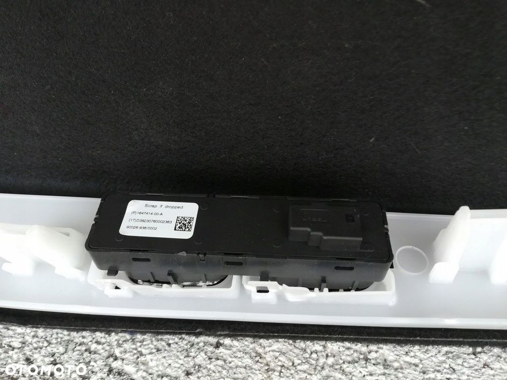 TESLA Y BOCZEK TAPICERKA BAGAŻNIKA LEWY 1622207-00-B ORYGINAŁ - 7