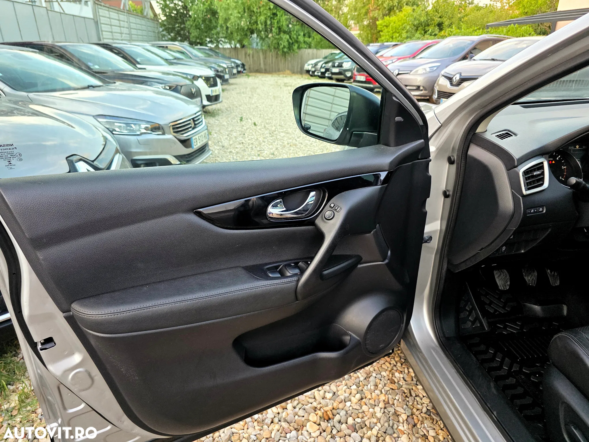 Nissan Qashqai 1.6 DCI Start/Stop Tekna - 20