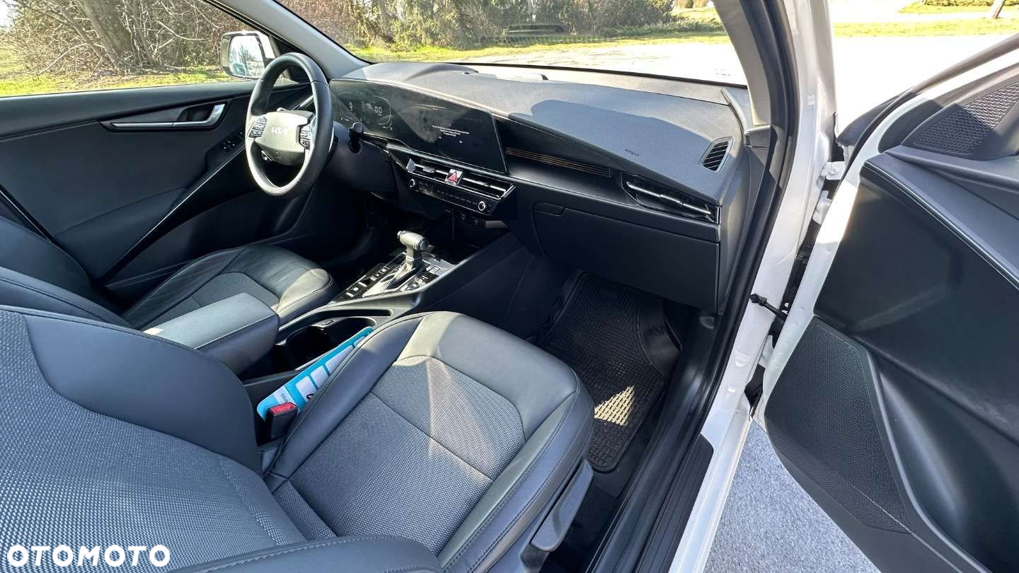 Kia Niro 1.6 GDI Plug-in Hybrid XL - 23