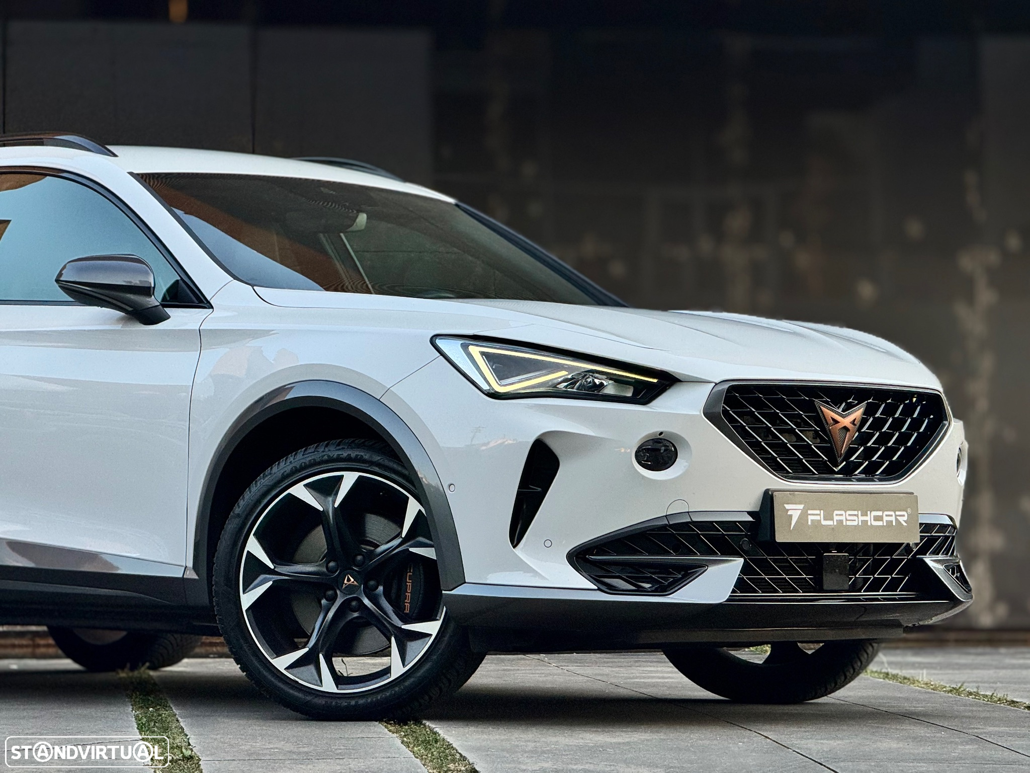 Cupra Formentor 1.4 e-Hybrid DSG VZ - 46