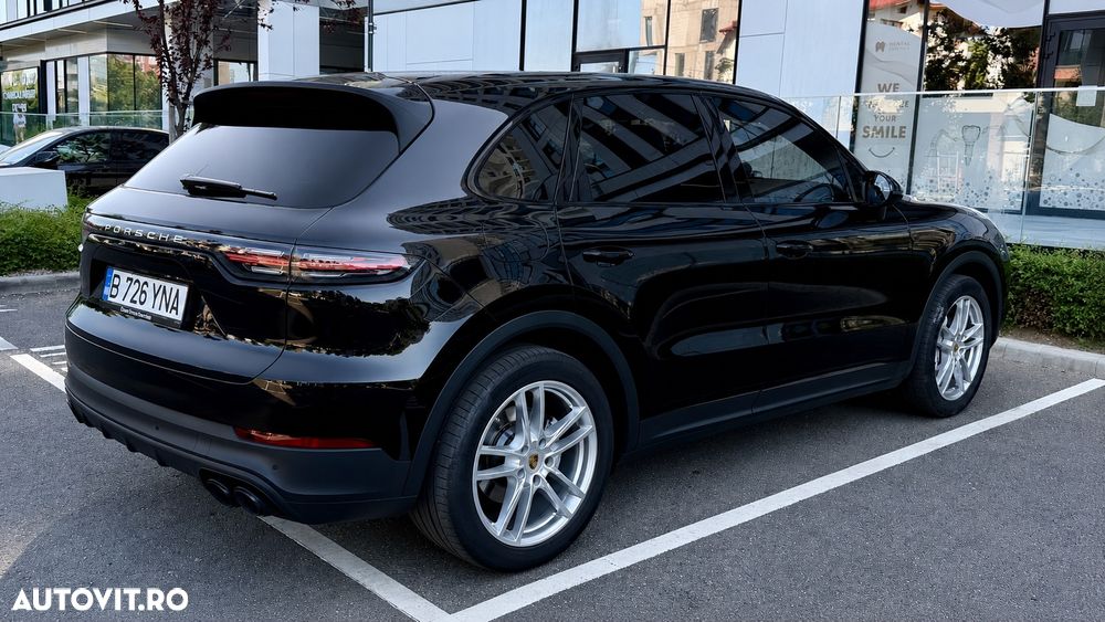 Porsche Cayenne - 18