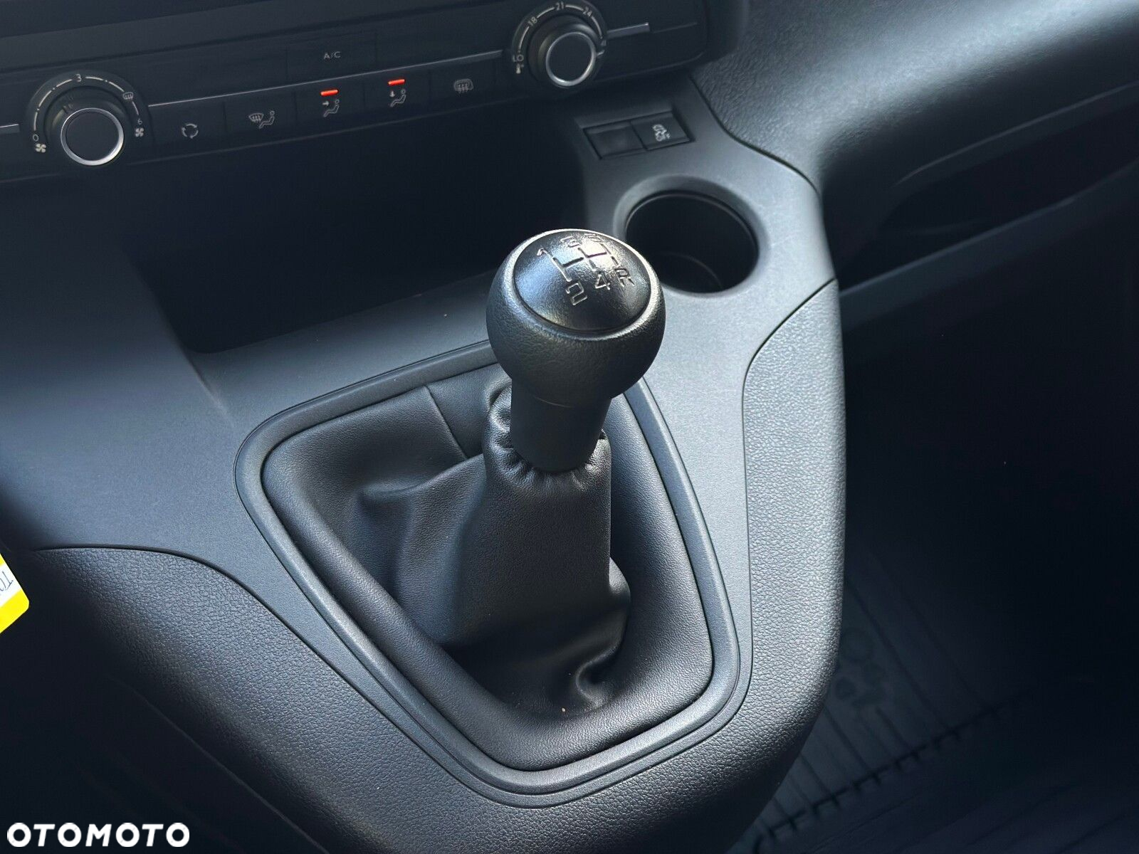 Toyota ProAce Active - 25