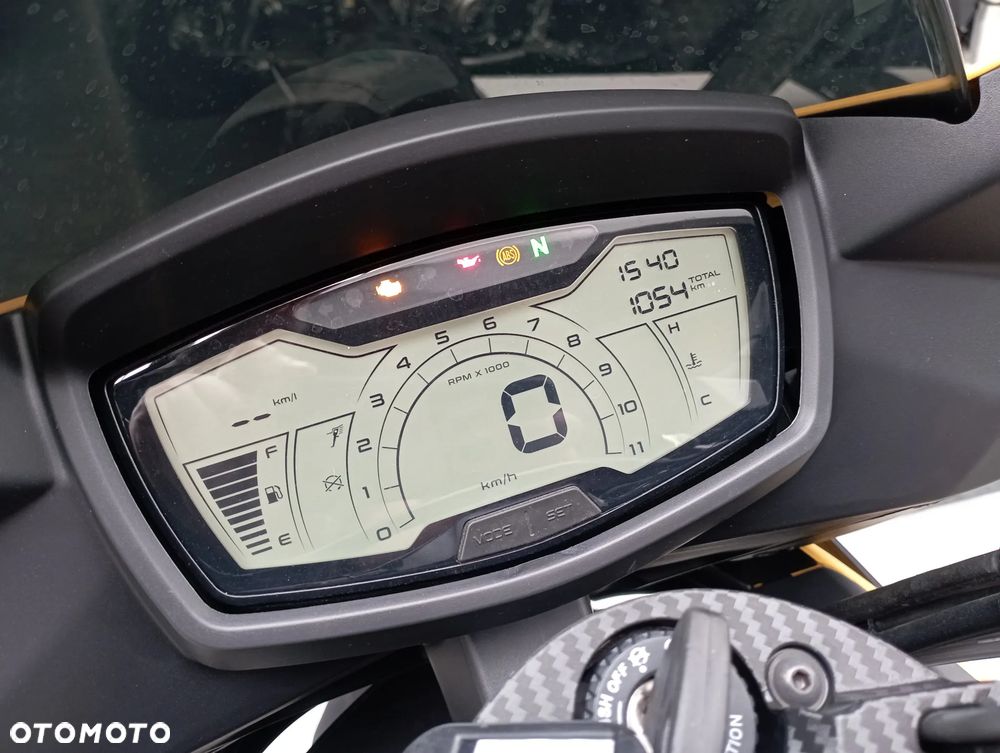 Aprilia Tuono - 9