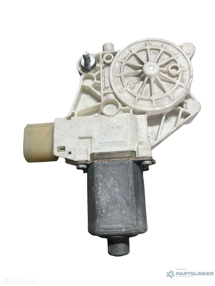 Motoras geam dreapta fata BMW 1 E81 2006 - 2012 0130822227 - 2