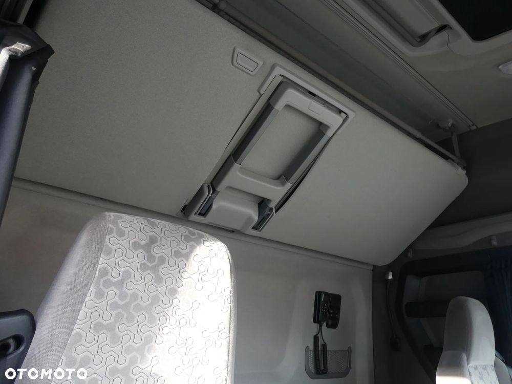 Scania R450 / EURO 6 BEZ EGR / RETARDER / STANDARD / AUTOMAT / - 28