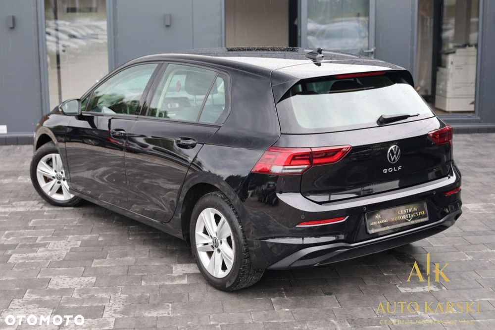 Volkswagen Golf - 10