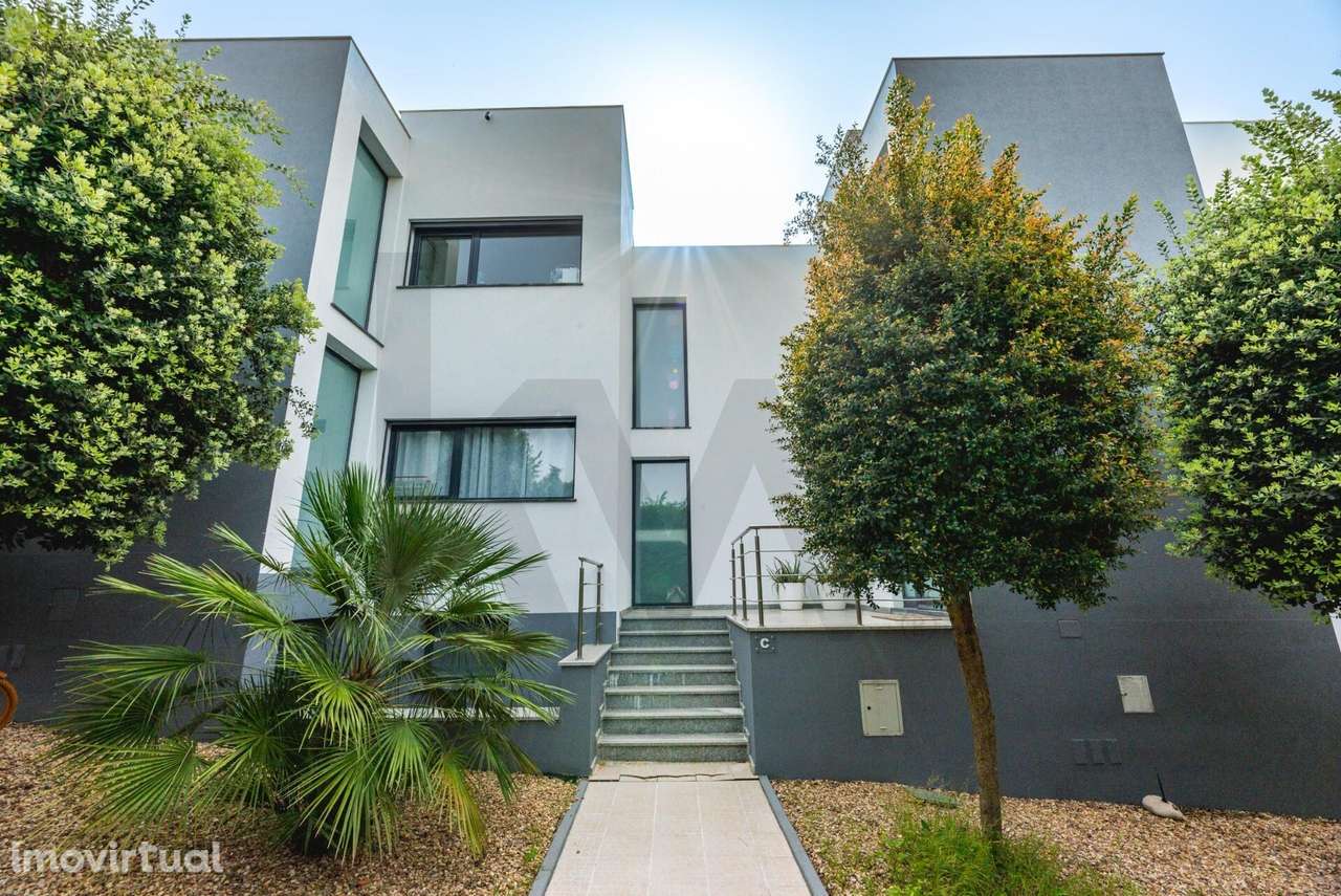 Moradia de Luxo em Condomínio Exclusivo – Alcochete - Grande imagem: 2/24