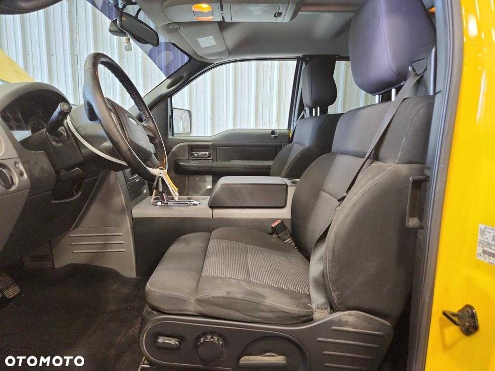 Ford F150 - 4