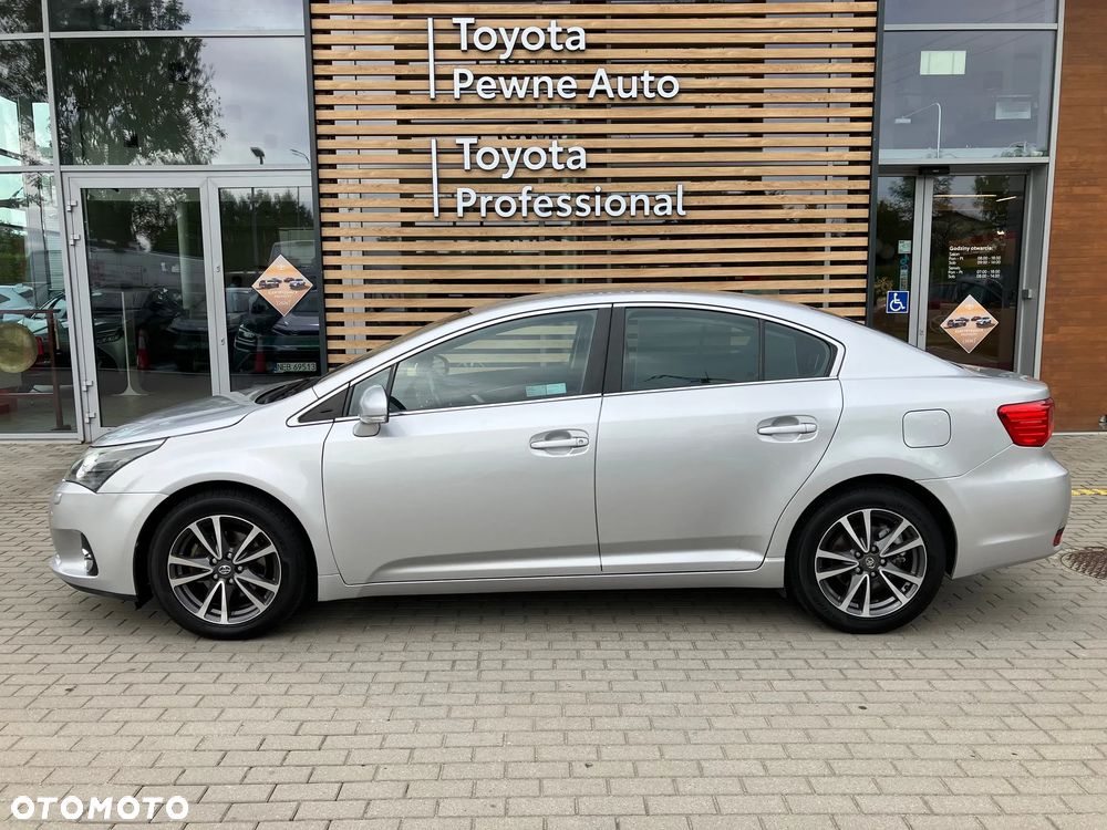Toyota Avensis 1.8 Premium - 3