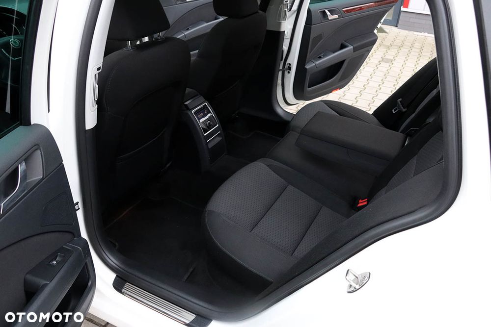 Skoda Superb 1.8 TSI Exclusive - 26