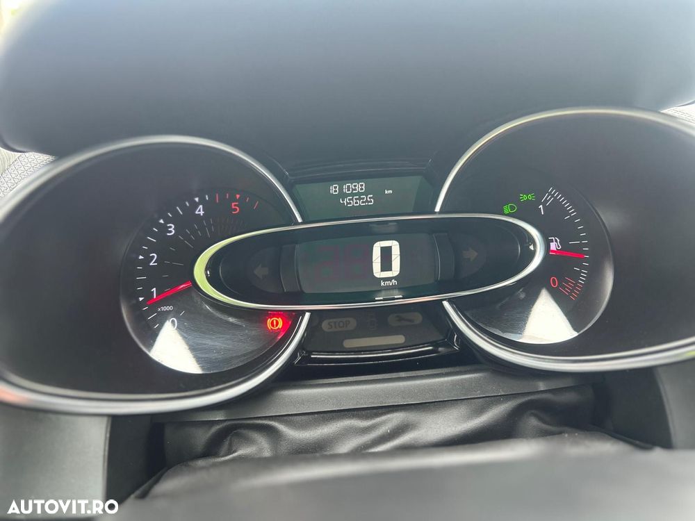 Renault Clio dCi 75 Stop & Start Expression - 9