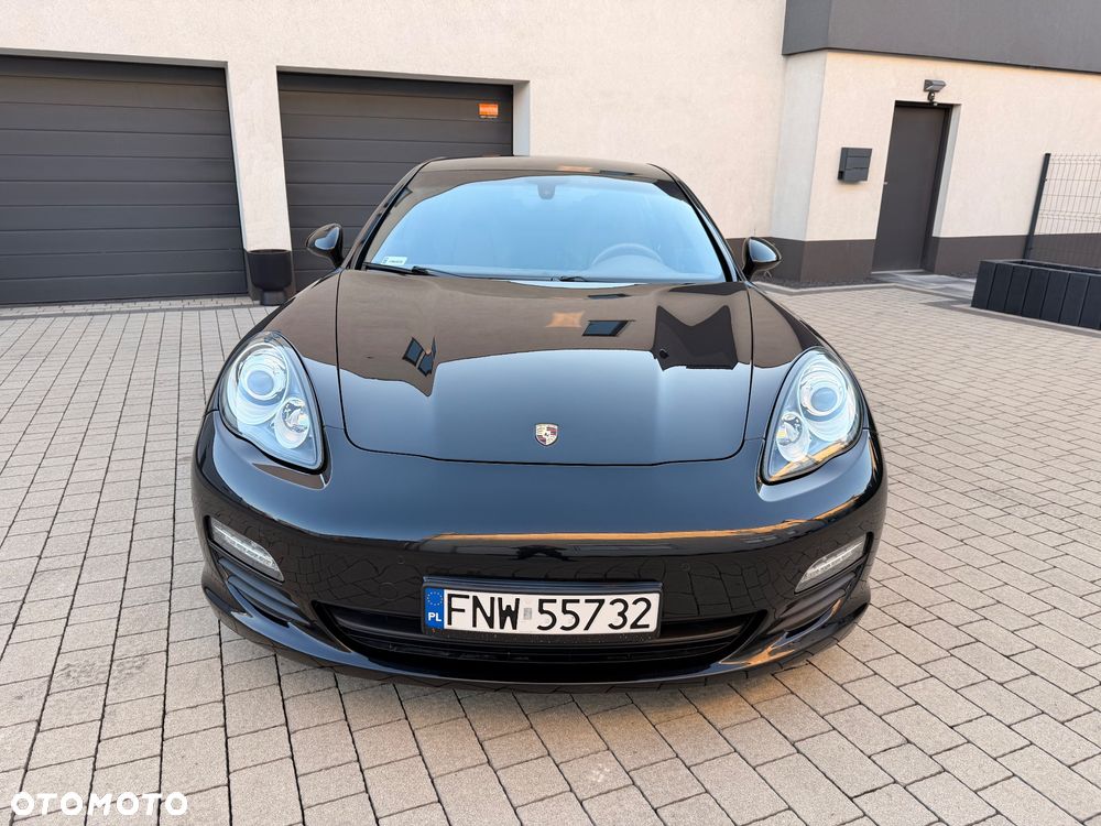 Porsche Panamera 4 PDK - 2