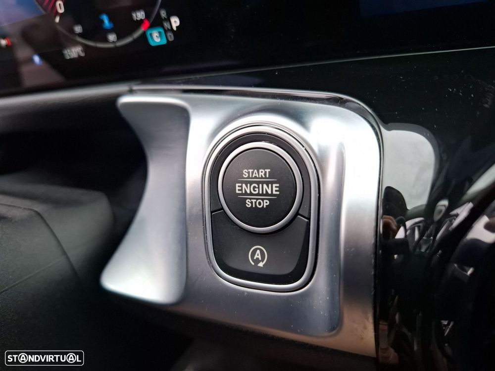 Mercedes-Benz GLB 180 d Progressive - 18