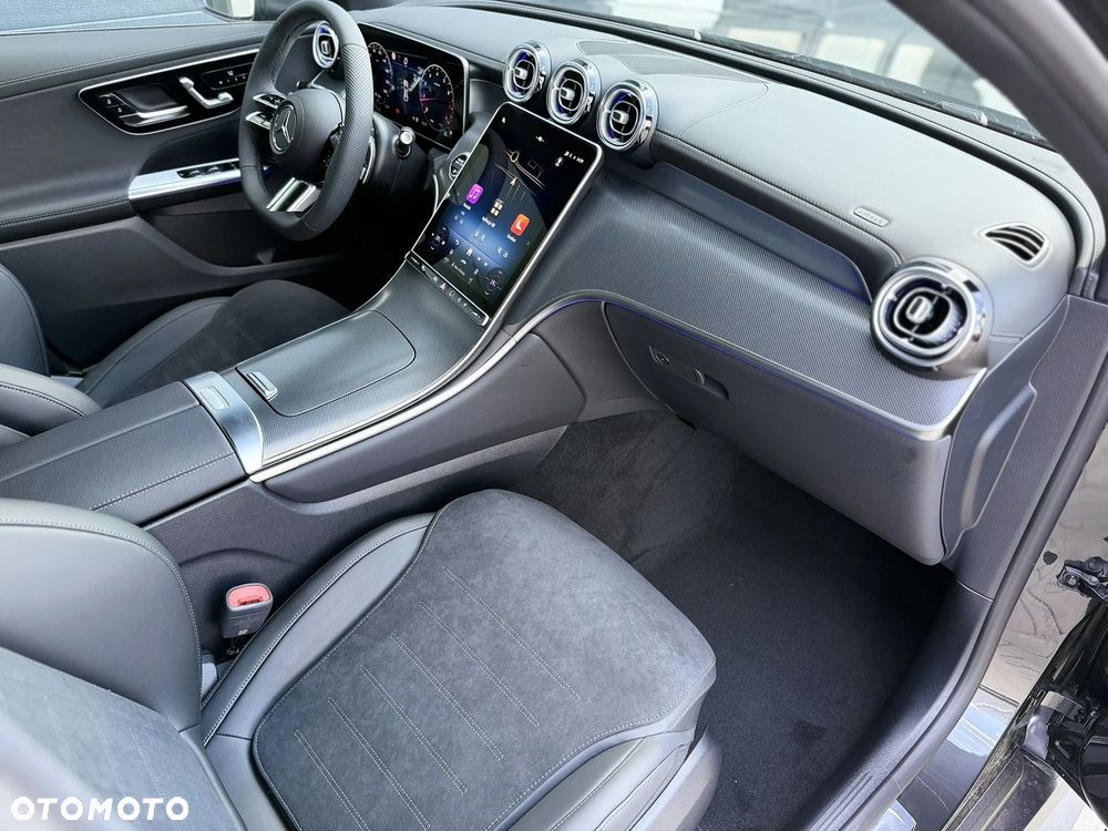 Mercedes-Benz GLC - 23