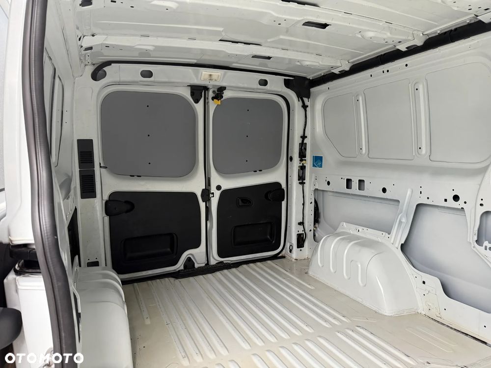 Renault Trafic L2H1 - 11