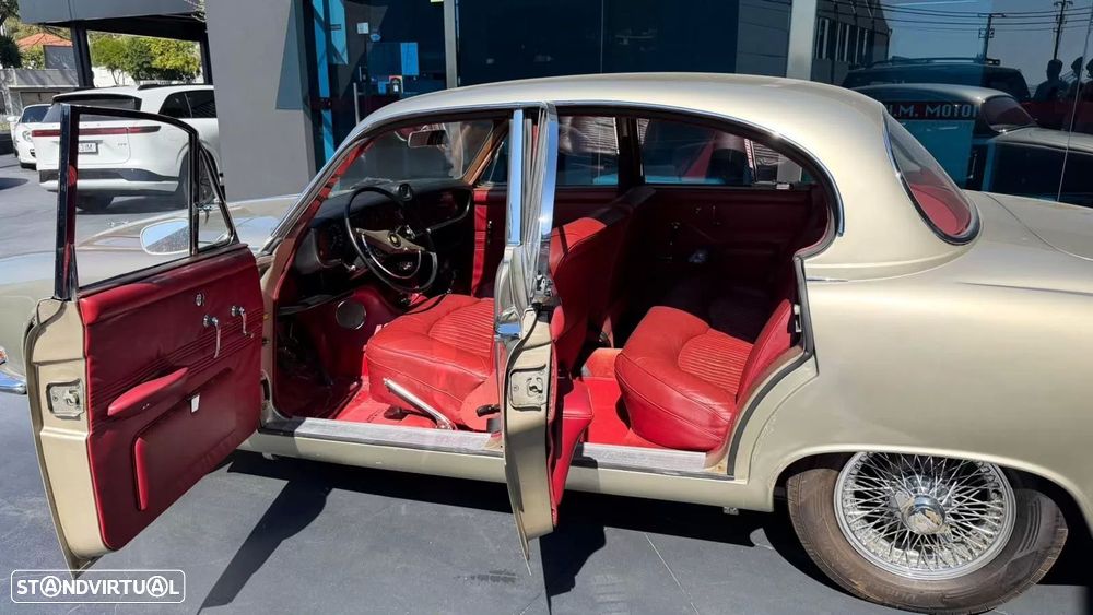 Jaguar MK I - 9