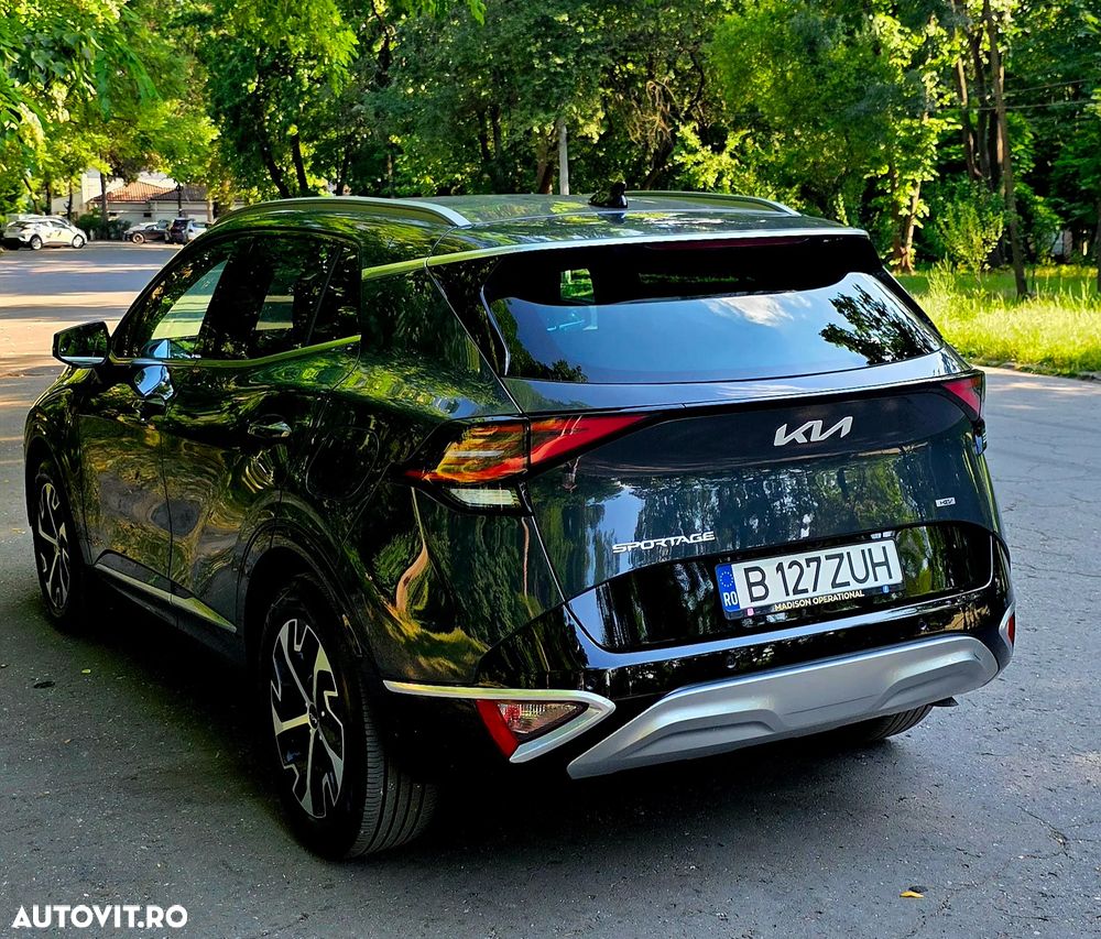 Kia Sportage 1.6 T-GDI HEV 6AT 4x2 Business Line - 4