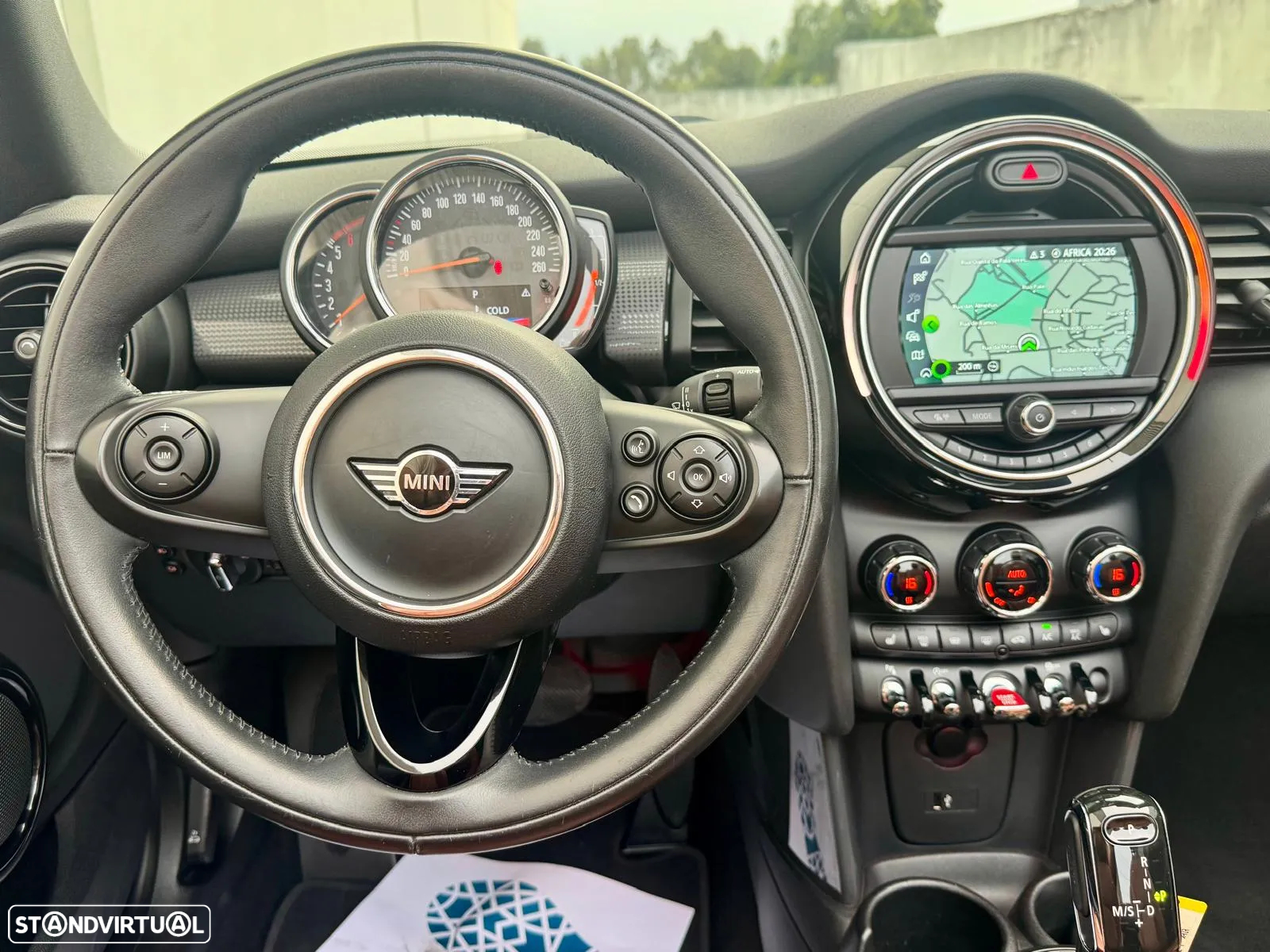 MINI Cabrio Cooper D Auto - 6