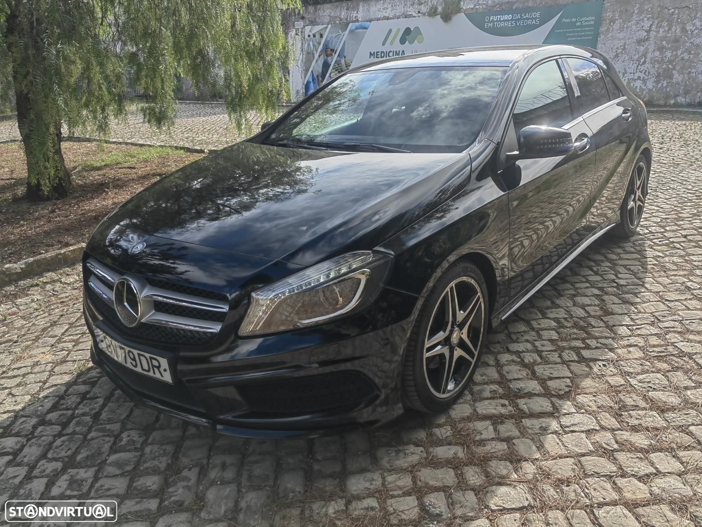 Mercedes-Benz A 180 d AMG Line - 1