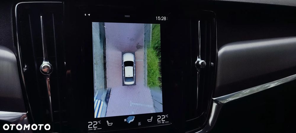 Volvo S90 D4 SCR Momentum Pro - 18