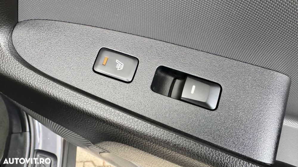 Kia Sportage 2.0 CRDI 2WD Spirit - 19