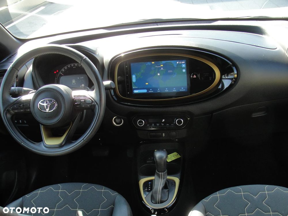 Toyota Aygo X x-shift x-clusive Style Selection - 7