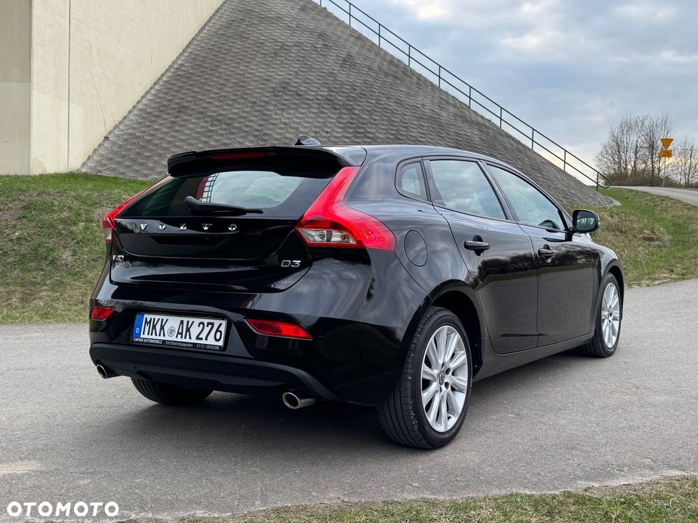 Volvo V40 D3 Summum - 19
