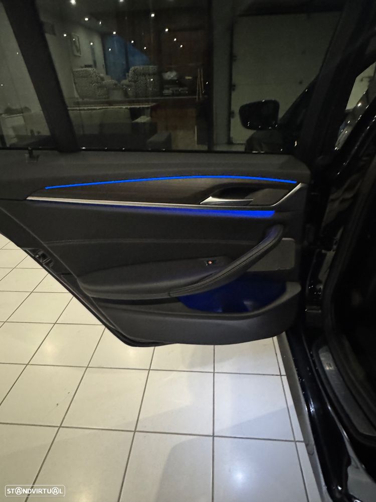 BMW 530 e iPerformance Pack M - 14