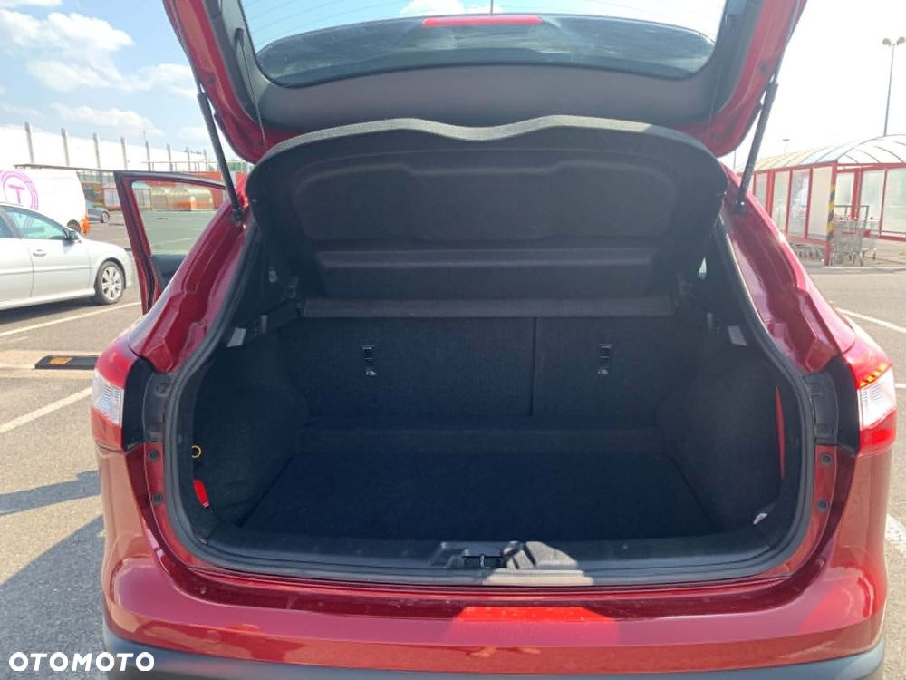 Nissan Qashqai 1.6 Visia - 12