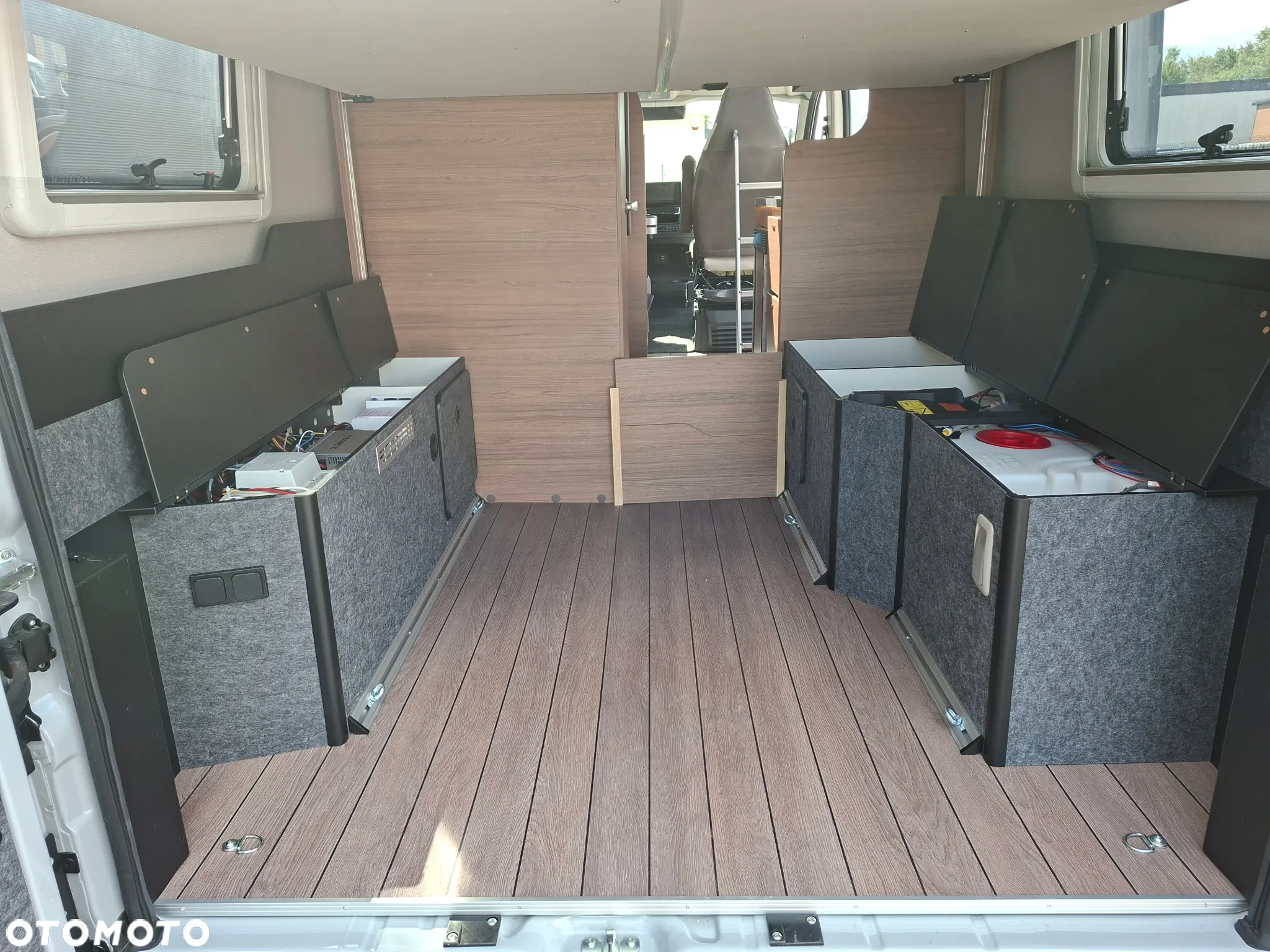 KNAUS BOXLIFE 600 ME PLATINIUM SELECTION - ROCZNIK 2025 Klimatyzacja dachowa DOMETIC - 4 osobowy - 11