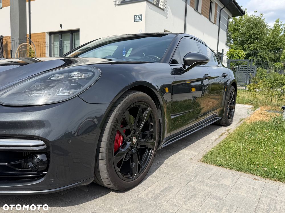 Porsche Panamera 4S - 15