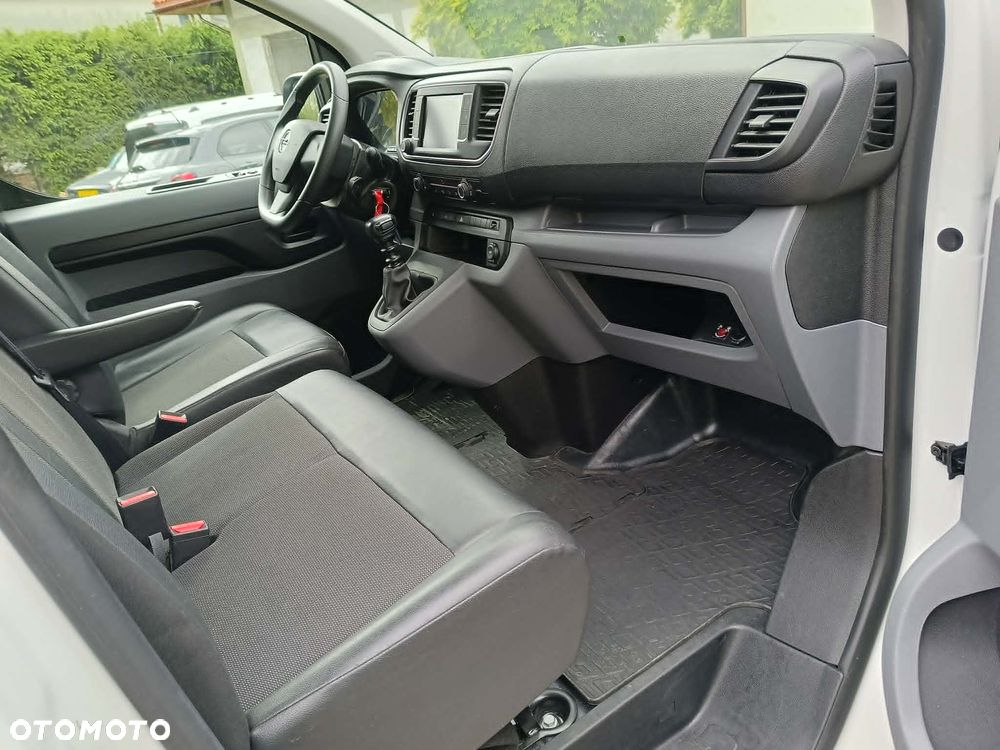 Opel VIVARO - 16