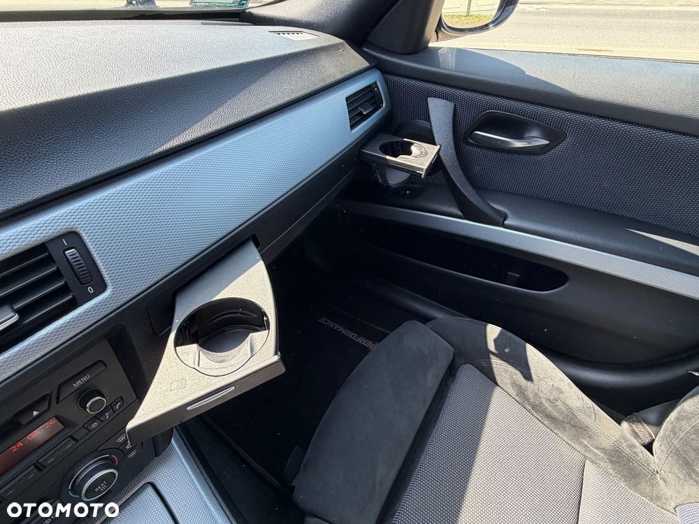 BMW Seria 3 318i Edition Sport - 19