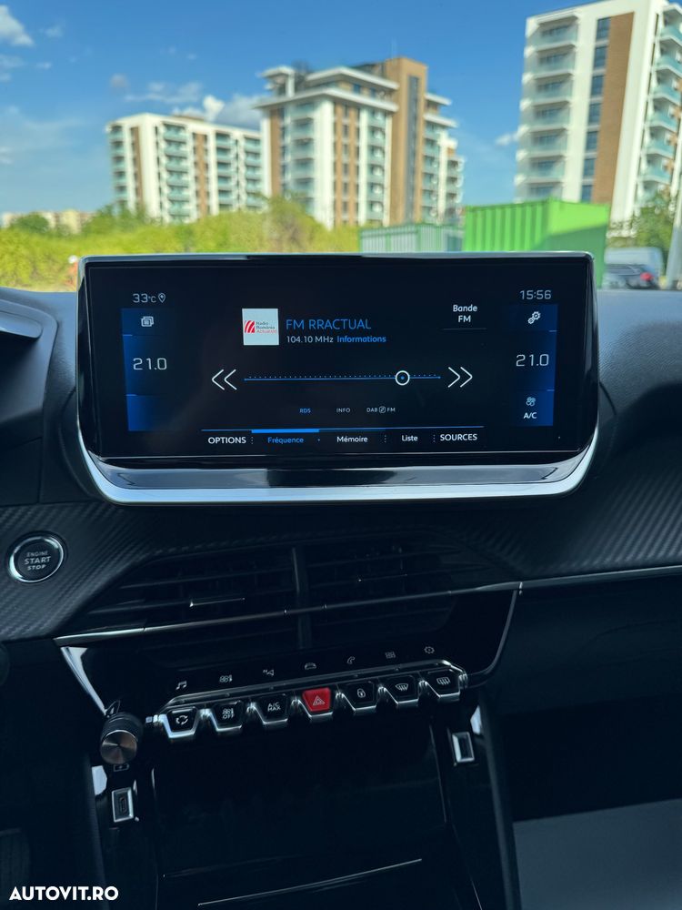 Peugeot 2008 PureTech 130 GT Pack - 30