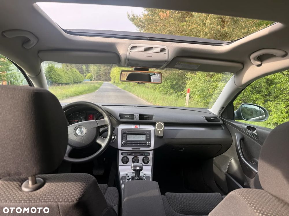 Volkswagen Passat 2.0 TDI Comfortline DSG - 12