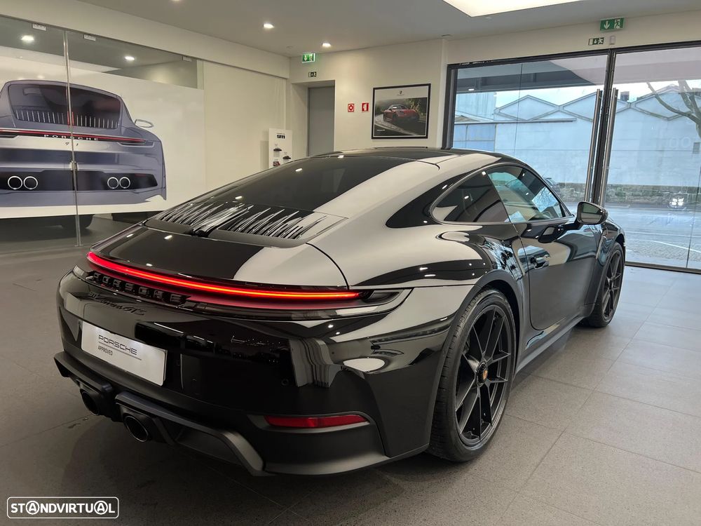 Porsche 911 (992) Carrera GTS - 9