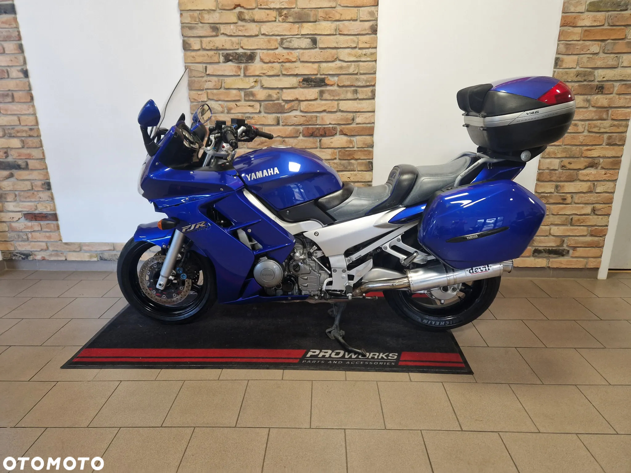 Yamaha FJR - 6