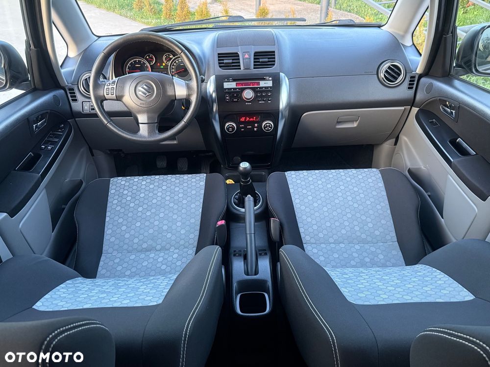 Suzuki SX4 Classic 1.6 VVT 4x2 Style - 3